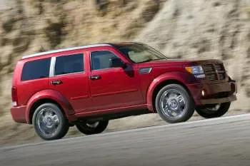 Dodge Nitro (2007 – 2010) – fotka 7
