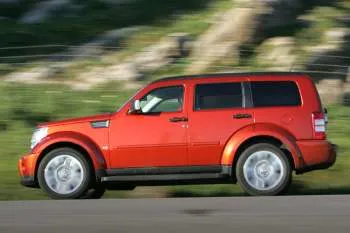 Dodge Nitro (2007 – 2010) – fotka 11
