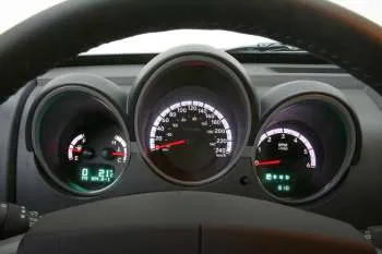 Dodge Nitro (2007 – 2010) – fotka 20