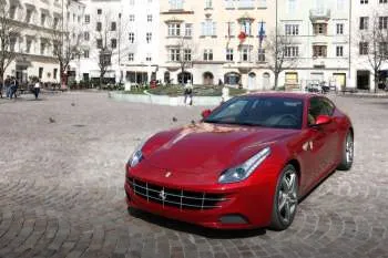 Ferrari FF (2011 – 2016) – fotka 18