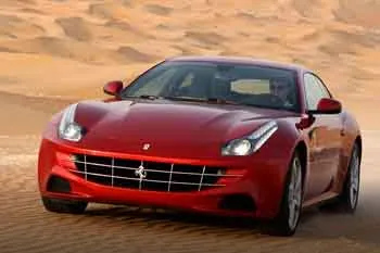 Ferrari GTC4 (od 2016) – fotka 7
