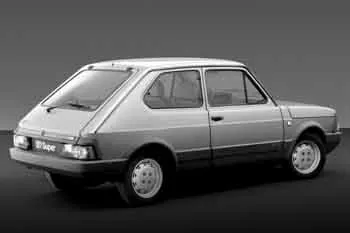 Fiat 127 900 Super trojdverový hatchback – fotka 2