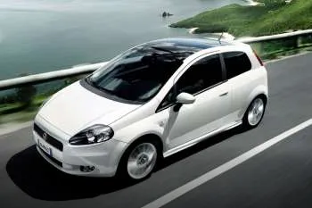 Fiat Grande Punto 1.2 Actual trojdverový hatchback – fotka 8