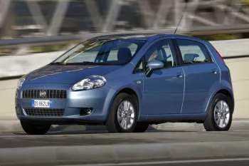 Fiat Grande Punto päťdverový hatchback (2008 – 2011) – fotka 10