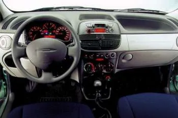 Fiat Punto päťdverový hatchback (1999 – 2003) – fotka 6