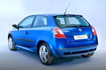 Fiat Stilo 1.6 16v Racing trojdverový hatchback – fotka 2