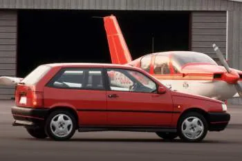 Fiat Tipo trojdverový hatchback (1993 – 1995) – fotka 5