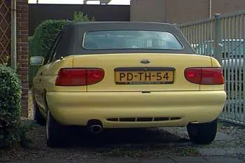 Ford Escort Cabriolet (1995 – 1998) – fotka 2