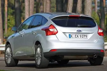 Ford Focus hatchback (2011 – 2014) – fotka 12