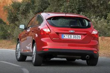 Ford Focus hatchback (2011 – 2014) – fotka 24