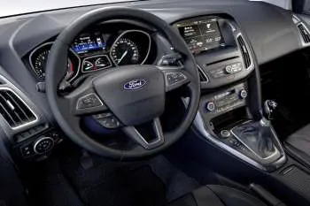 Ford Focus hatchback (2014 – 2018) – fotka 26