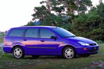 Ford Focus Wagon (1999 – 2001) – fotka 3