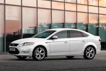 Ford Mondeo hatchback (2010 – 2014) – fotka 11