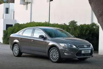 Ford Mondeo sedan (2010 – 2014) – fotka 8
