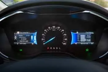 Ford Mondeo sedan (2014 – 2019) – fotka 8