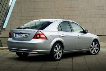 Ford Mondeo hatchback (2005 – 2007) – fotka 2