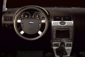 Ford Mondeo hatchback (2005 – 2007) – fotka 5