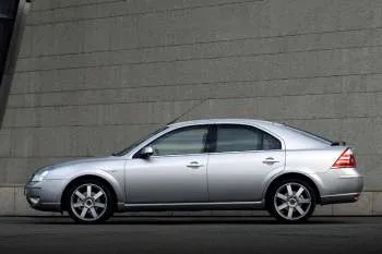 Ford Mondeo hatchback (2005 – 2007) – fotka 9