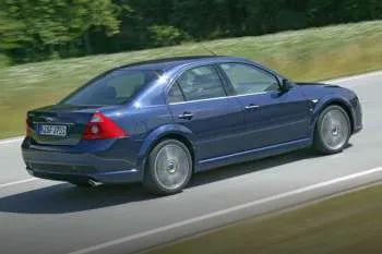 Ford Mondeo sedan (2005 – 2007) – fotka 2