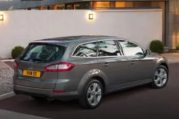 Ford Mondeo Wagon (2010 – 2014) – fotka 9