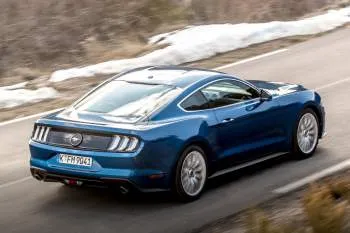 Ford Mustang Fastback (od 2018) – fotka 8