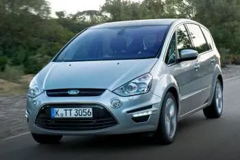 Ford S-MAX 2.0 EcoBoost 203hp Titanium – fotka 5