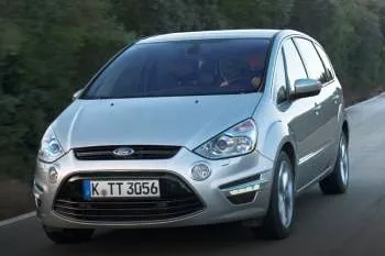 Ford S-MAX 2.0 EcoBoost 203hp Titanium – fotka 6