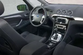Ford S-MAX (2010 – 2015) – fotka 11