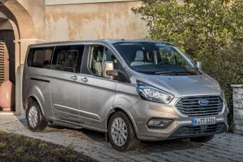 Ford Tourneo Custom (od 2020) – fotka 6
