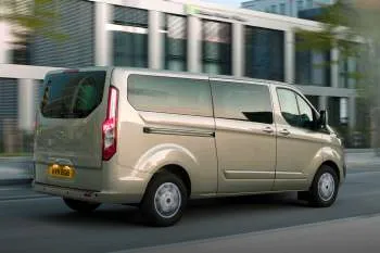 Ford Tourneo Custom (2013 – 2018) – fotka 5