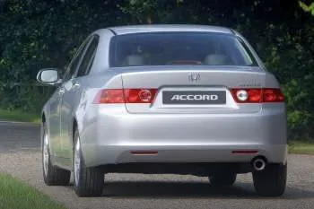 Honda Accord (2003 – 2005) – fotka 7