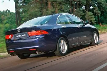 Honda Accord (2003 – 2005) – fotka 9