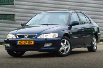 Honda Accord hatchback (2001 – 2003) – fotka 4