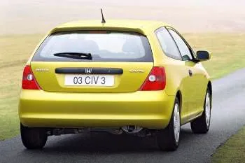 Honda Civic trojdverový hatchback (2001 – 2003) – fotka 2