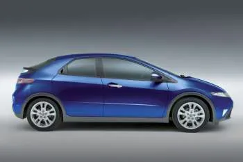 Honda Civic hatchback (2008 – 2012) – fotka 4