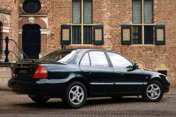 Hyundai Sonata (1996 – 1998) – fotka 2