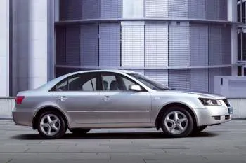 Hyundai Sonata 2.4i DynamicVersion – fotka 6