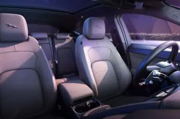 Jaguar E-Pace (od 2020) – fotka 25