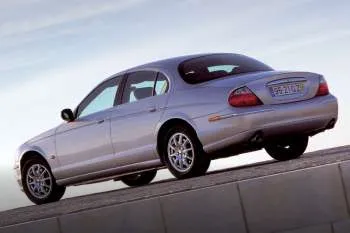 Jaguar S-Type (2002 – 2004) – fotka 2