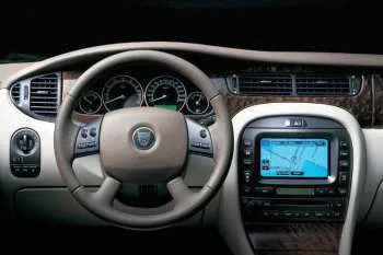 Jaguar X-Type (2001 – 2008) – fotka 2
