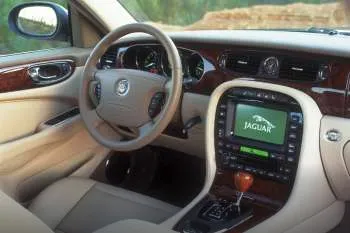 Jaguar XJ (2003 – 2007) – fotka 12