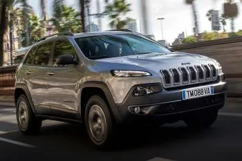 Jeep Cherokee Van (2015 – 2019) – fotka 3