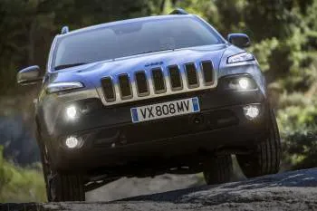 Jeep Cherokee Van (2015 – 2019) – fotka 12