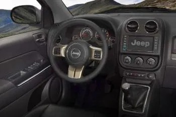 Jeep Compass (2011 – 2013) – fotka 19