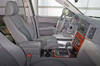 Jeep Grand Cherokee (2005 – 2008) – fotka 2