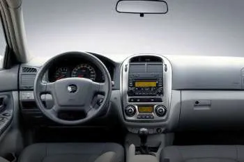 Kia Cerato sedan (2004 – 2007) – fotka 7