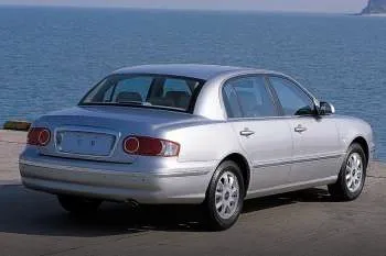 Kia Opirus 3.5 V6 – fotka 4