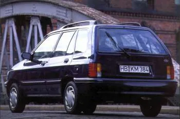 Kia Pride Wagon (1999 – 2000) – fotka 2