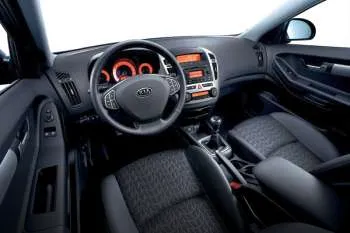 Kia Pro_Ceed (2011 – 2012) – fotka 17