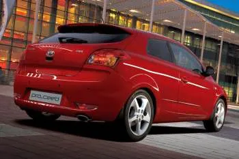 Kia Pro_Ceed (2010 – 2011) – fotka 8